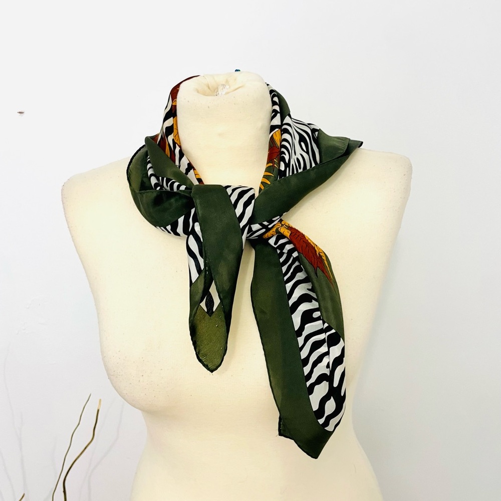 Baar Beards scarf